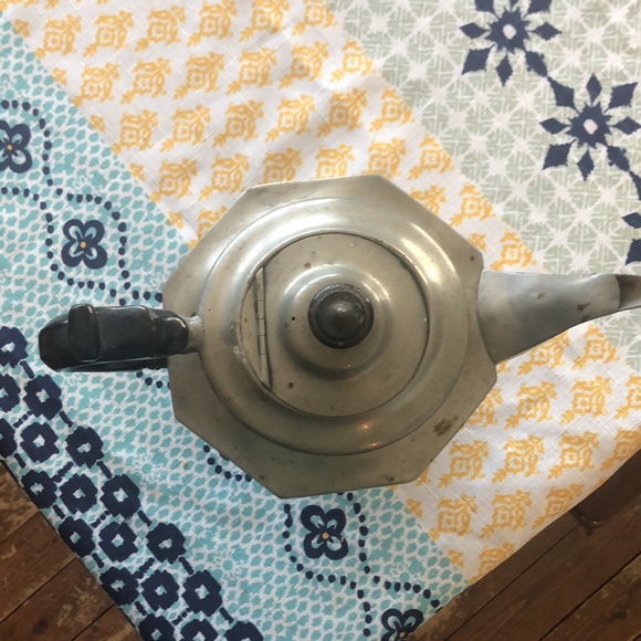 Pewter Tea Pot - Picture 6 of 8